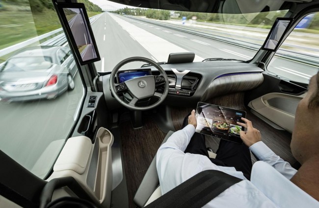 Mercedes-Benz predstavil kamión budúcnosti 2025!