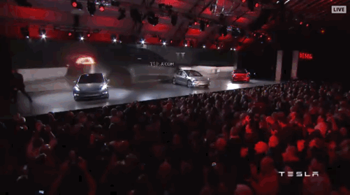 Tesla Model 3: Najlacnejšia Tesla oficiálne predstavená!