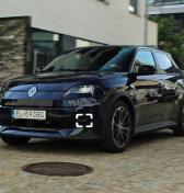 Renault vyrobil už 100-tisíc malých áut 5 E-Tech electric R5