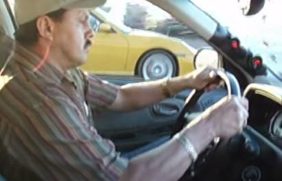 Nissan Maxima s Porsche 911 poriadne zatočí!