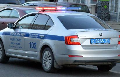 VIDEO: policajná Octavia naháňa starý Golf. Takto ju ponížili!