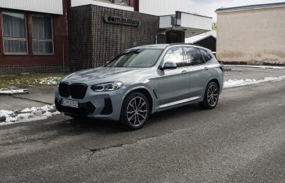 BMW X3 po facelifte: Naftové motory nemôžu odísť