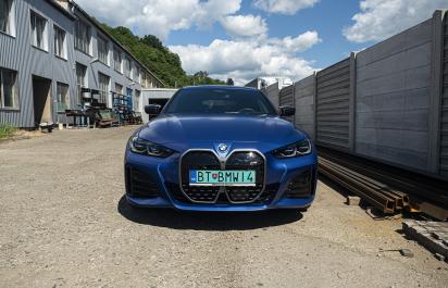 Test: BMW i4 M50 - Vyrazí dych