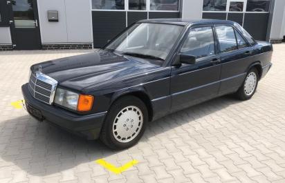 Nezničiteľný Mercedes s nízkym nájazdom lacnejší ako Fabia!