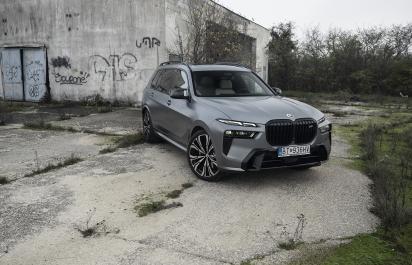 BMW X7 má po facelifte šialenú verziu M60i, skúsili sme ju