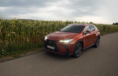 Test: Lexus NX450h+ - Nová generácia s novými technológiami