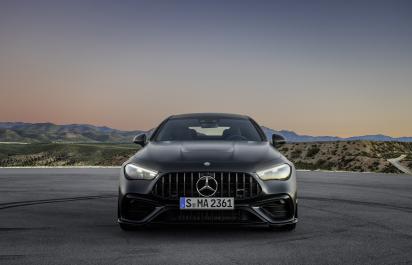 Mercedes-AMG CLE53 bude mať nielen vysoký výkon, ale aj iné tvary