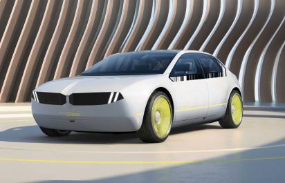 BMW i Vision Dee: Naozaj má byť budúcnosť takáto?