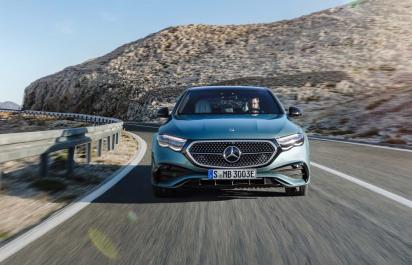 Nový Mercedes triedy E: Áno, má aj selfie kameru