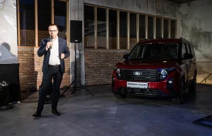 Ford Pro oficiálne uviedol Transit Custom a Transit Courier