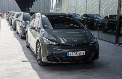 Cupra Born VZ je nový vrchol ponuky modelu a aj tak jazdí 