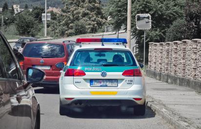 Dopravný znalec Holéci: Nechať odkaz na aute, ktoré ste poškodili? Všade sú kamery (136. podcast Autobazar.EU)