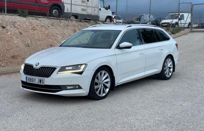 Ako vyzerá 8-ročný Superb po 812-tisíc km? Budete otvárať oči