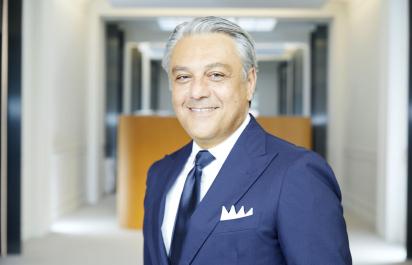 Šéf Renaultu Luca de Meo rezignoval, odchádza z autopriemyslu ako takého