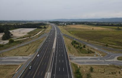 Minister dopravy otvorene o R1 medzi Bratislavou a Sencom. Ďalší diaľničný megaprojekt