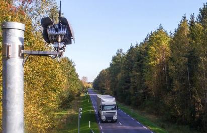 Schválili koniec skrytých radarov. Teraz budú každých 500 metrov, ale označené a vidia viac. Reforma radarov z Talianska začala platiť ešte v júni