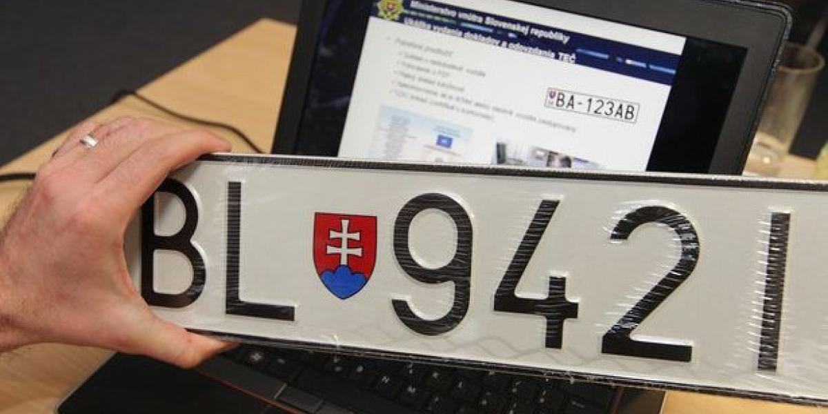 Poslanci Národnej rady SR zamietli návrh novely zákona, ktorá mala upraviť výšku registračného poplatku