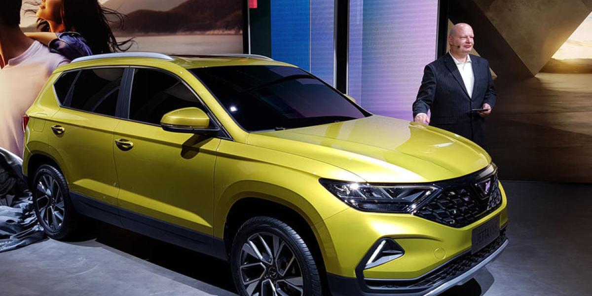 Škoda Karoq na Slovensku od 20 860 €. Tu ju kúpiš o 10 000 € lacnejšie!