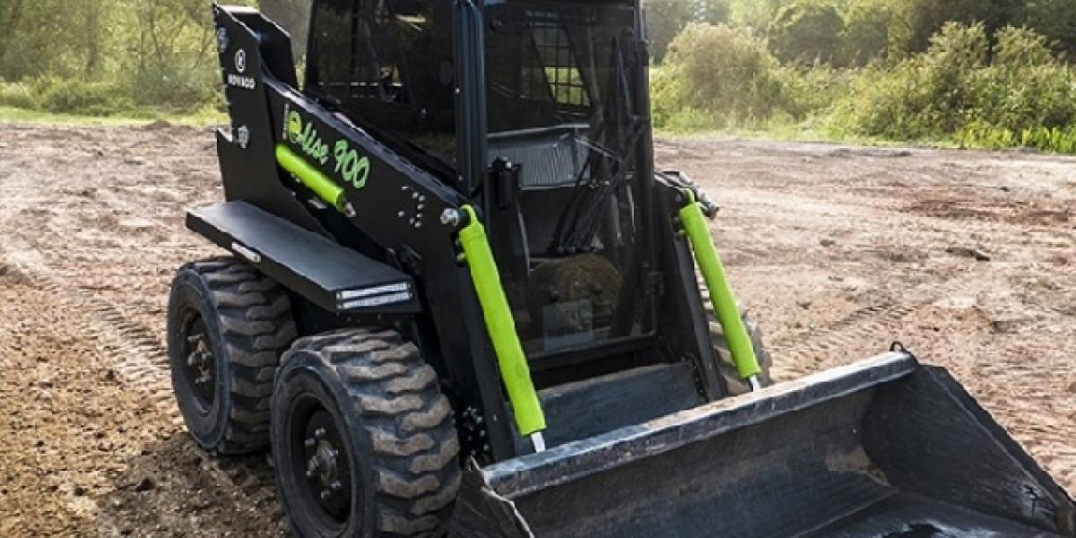 Prvý elektrický šmykom riadený nakladač zo Slovenska