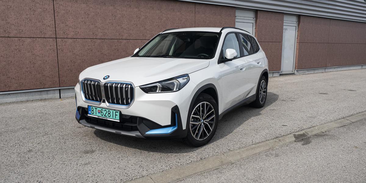 Prvá jazda: BMW iX1 - Silný hráč v elektrosvete