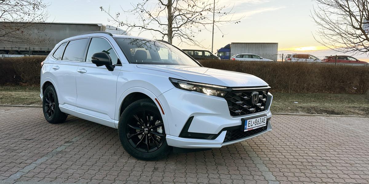 Toto je prvý plug-in hybrid Honda CR-V, aký je v realite?