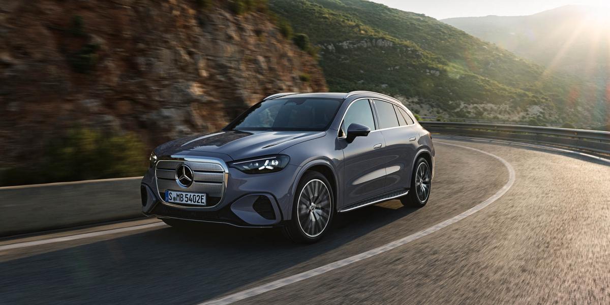 Pozrite sa na tú megalomanskú masku! Toto je nová GLC od Mercedesu, ktorou Nemci prepisujú doterajšiu stratégiu