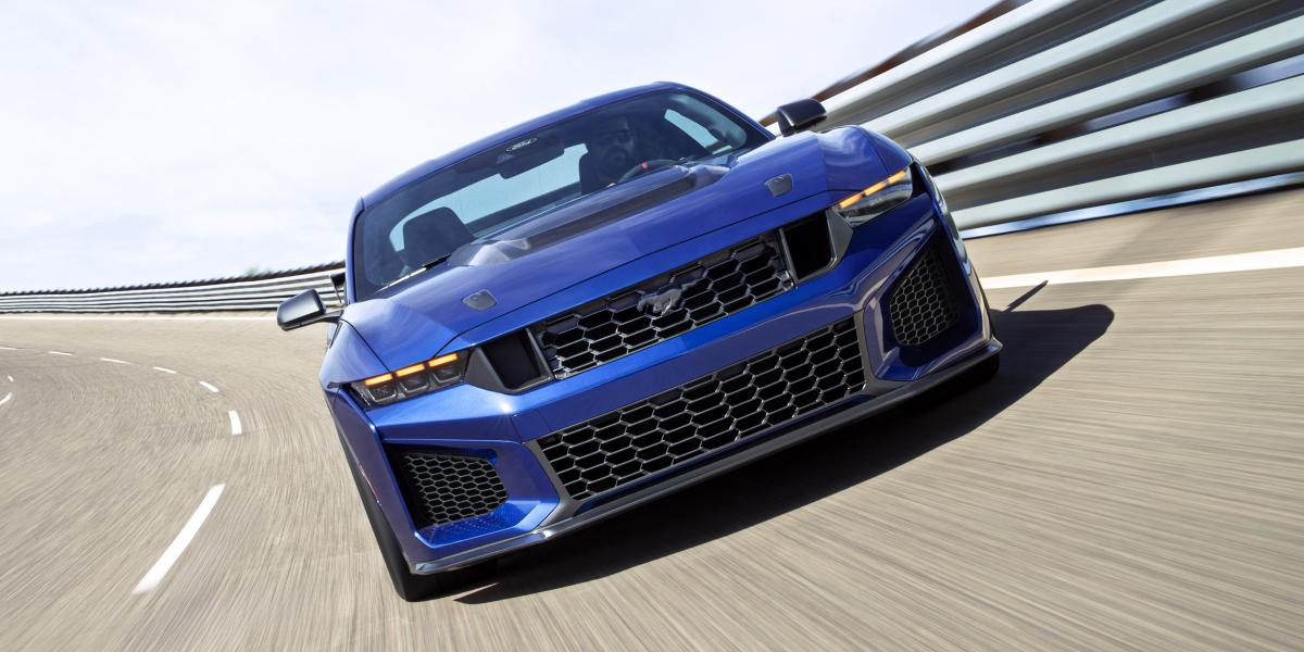 Nový Ford Mustang Dark Horse SC vyplní medzeru v ponuke s výkonným osemvalcom