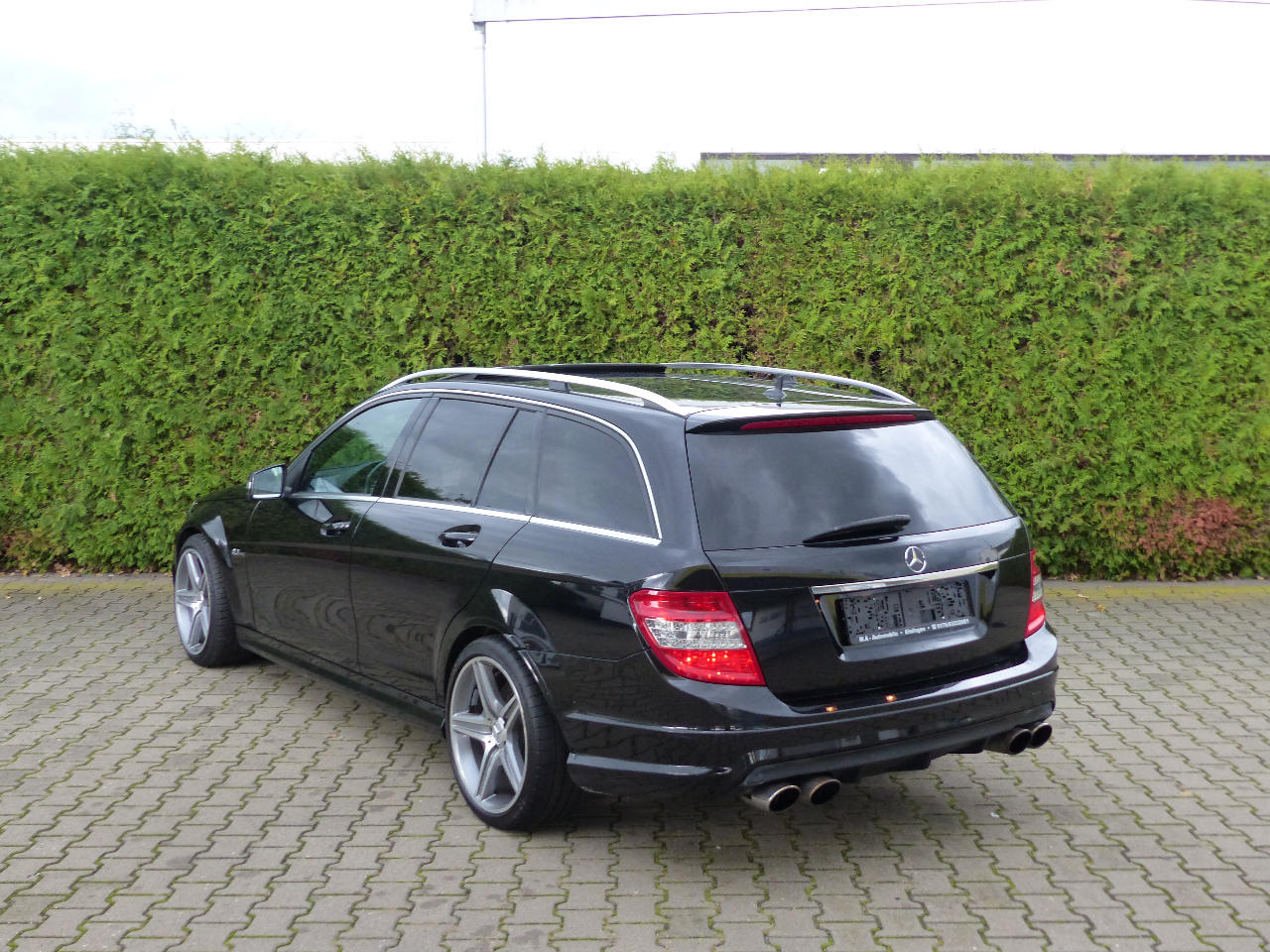 Za cenu Octavie je tento Mercedes AMG s 550 koňmi!