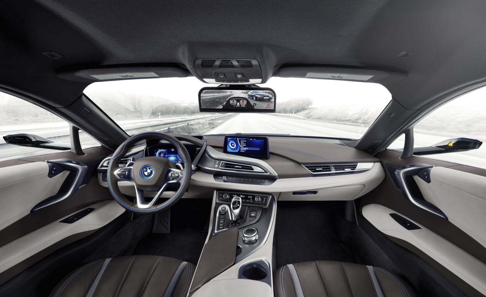 BMW spatne zrkadla