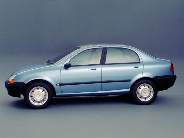 Toto malo byť najlacnejšie Porsche v roku 1994!