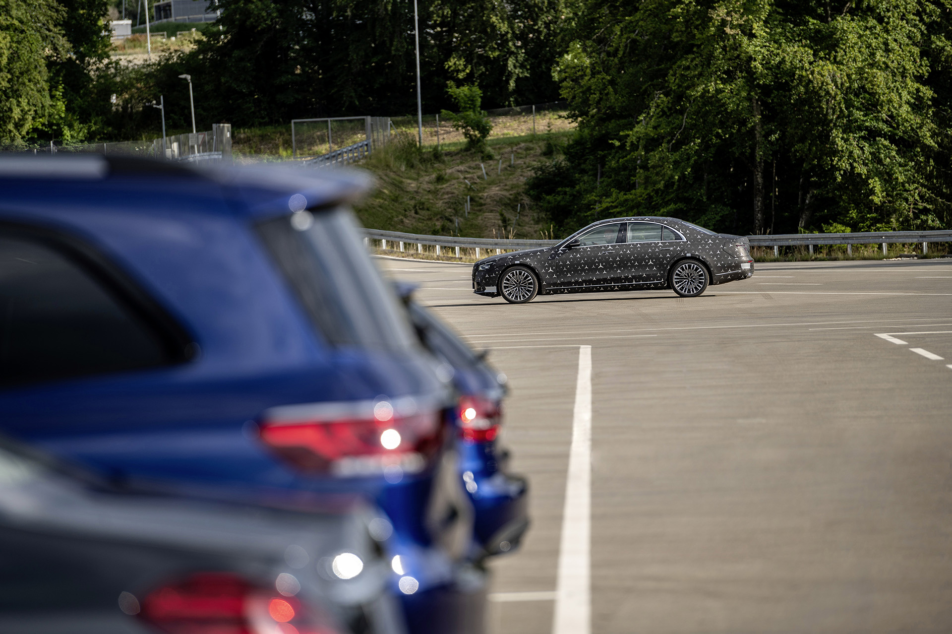 Mercedes v triede S ukáže úplne nové bezpečnostné prvky
