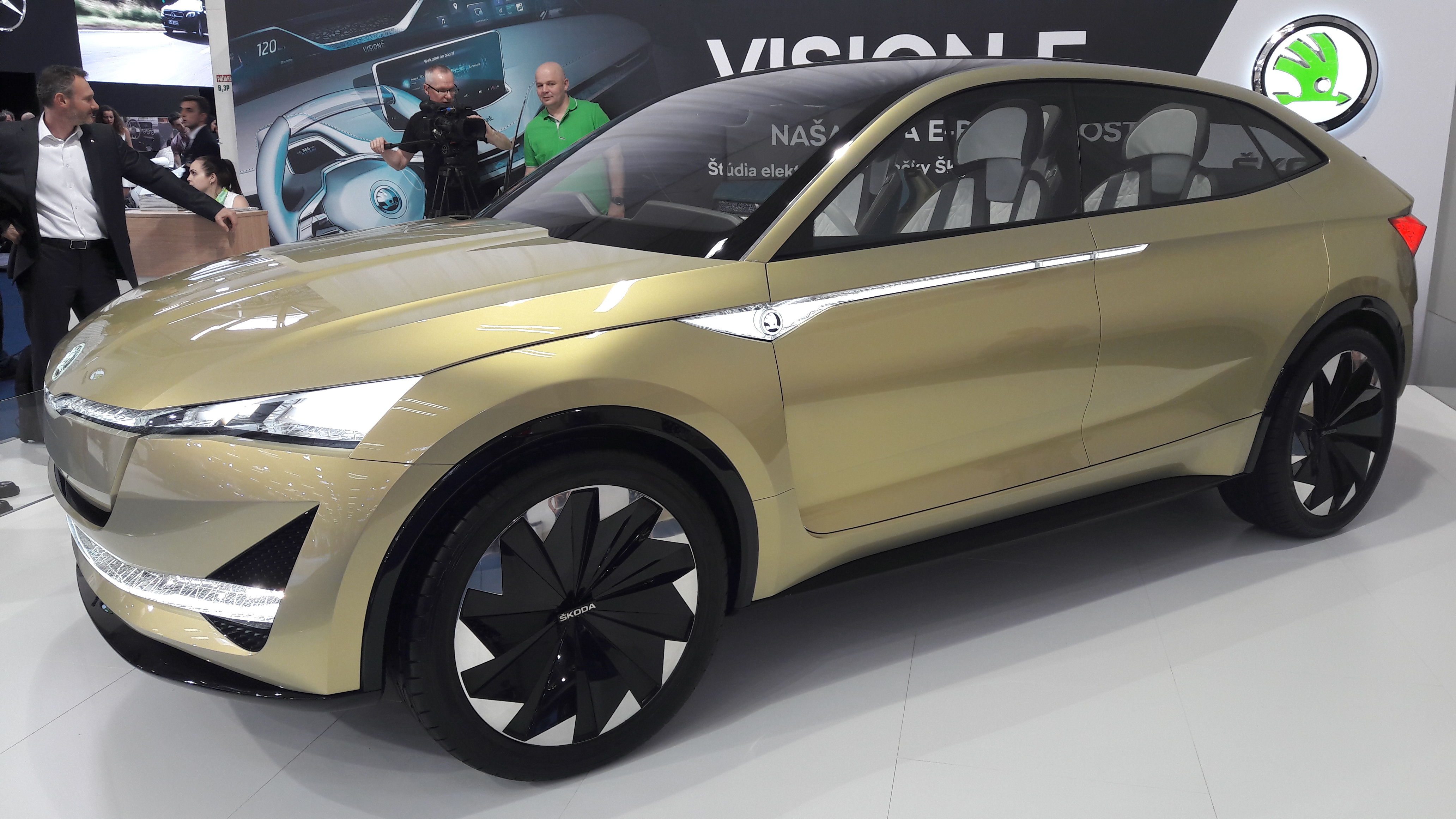 Autosalón v Bratislave: TOP premiéry naživo / boli sme pri tom! 