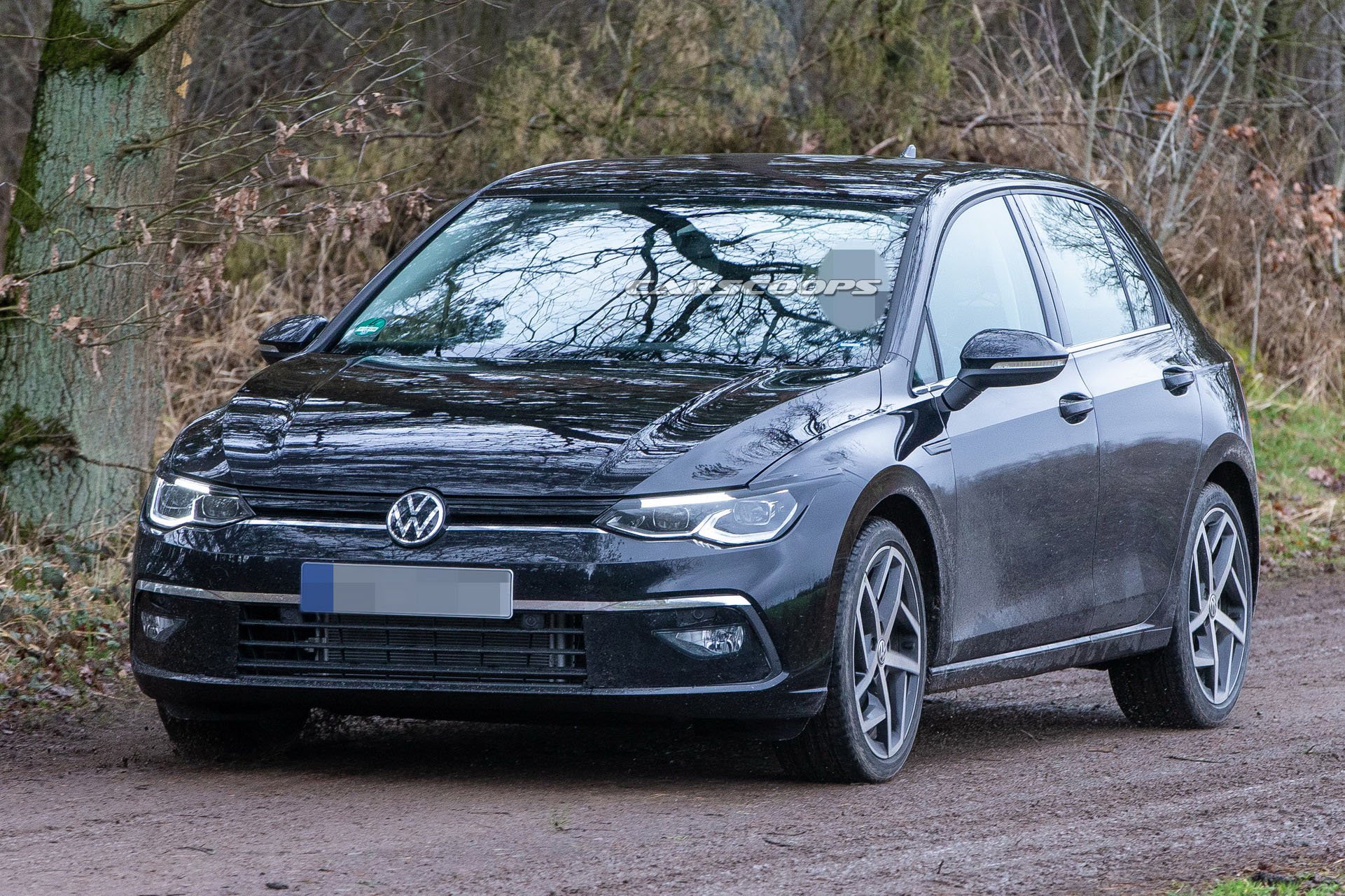 FOTO: VW Golf VIII bez maskovania, takto bude vyzerať!