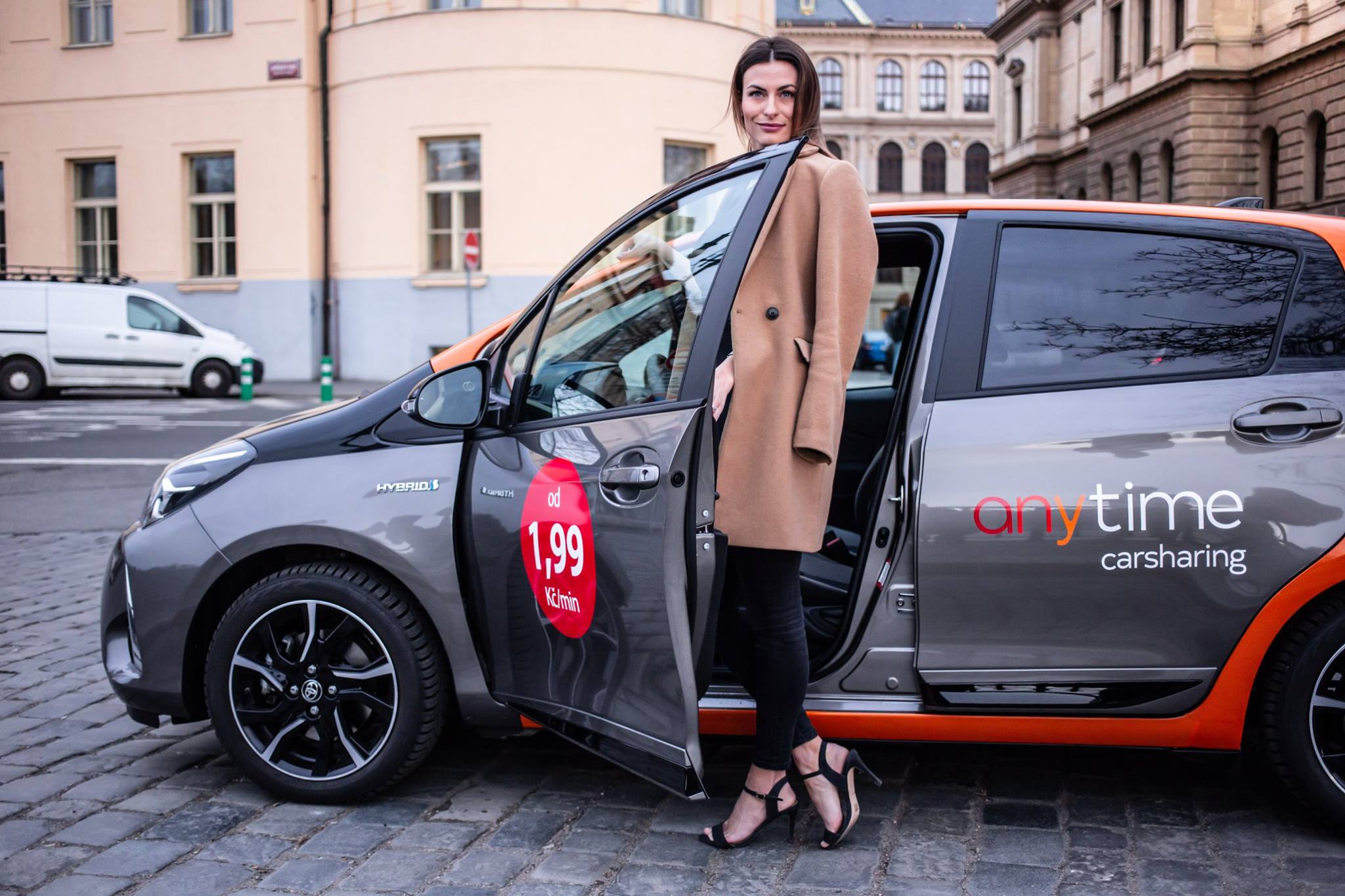 Ideš do Prahy? Požičaj si auto za 8 centov/minúta!