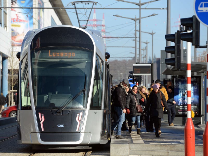 Táto krajina zaviedla bezplatnú hromadnú dopravu! Ktorá?