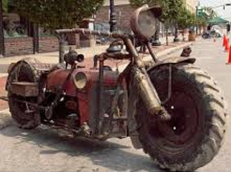 Motocykel vyrobený z traktora, všetko je možné v Rusku...