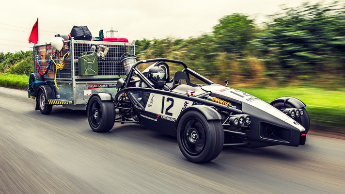 Ariel Atom 3.5R: Superstroj poráža superšporty!