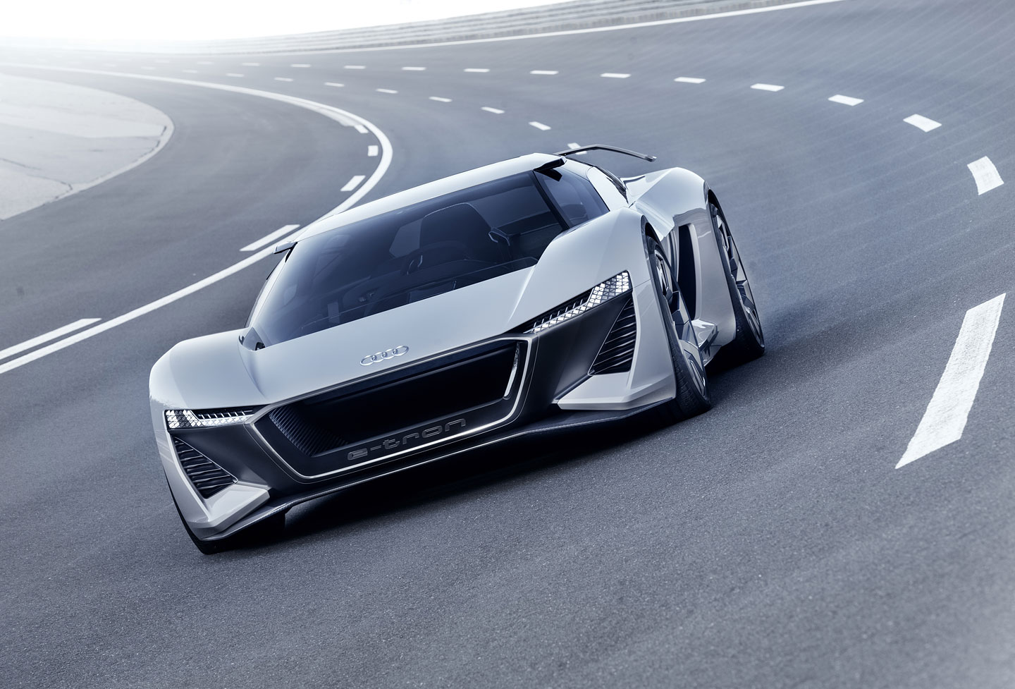 Nástupca Audi R8 dostane elektromotor a 1 000 koní! Kedy?