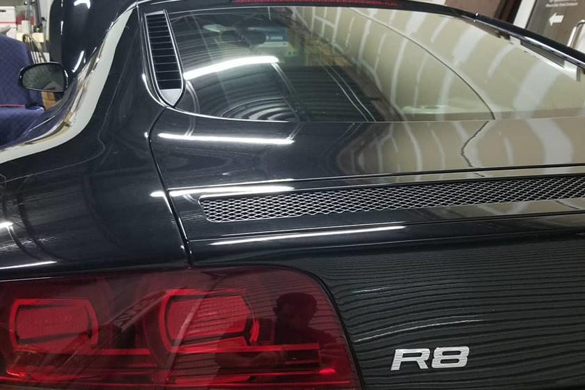 Audi R8 na totálku: Po oprave za 450€ ako nové!