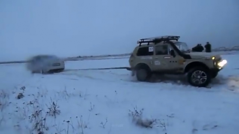 VIDEO: Lada Niva vs. Audi S6 Quattro!!