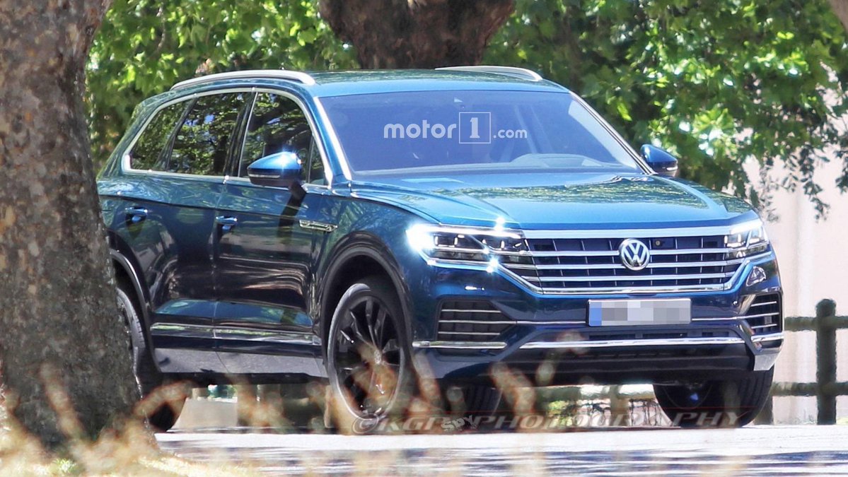 Unikli prvé fotografie: Nový Volkswagen Touareg! 
