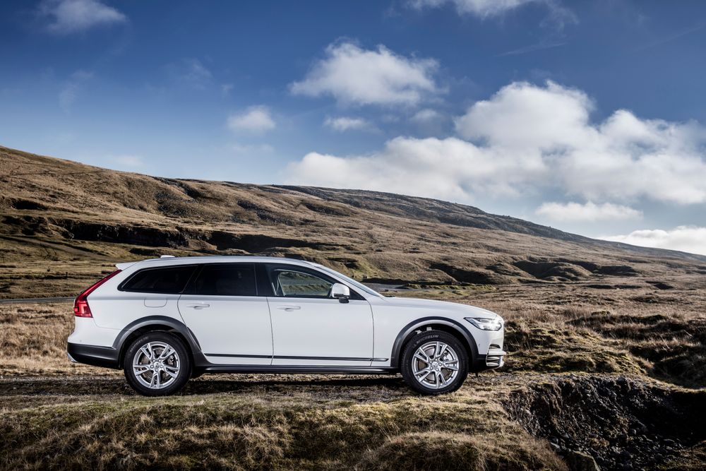 Volvo V90 Cross Country 