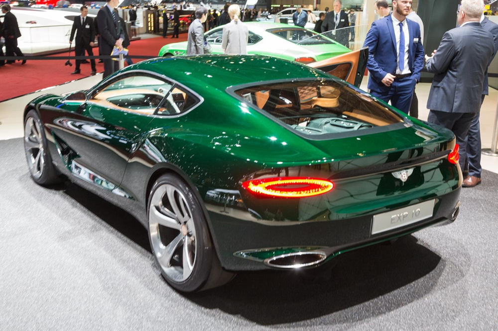 Bentley EXP 10 Speed 6 concept