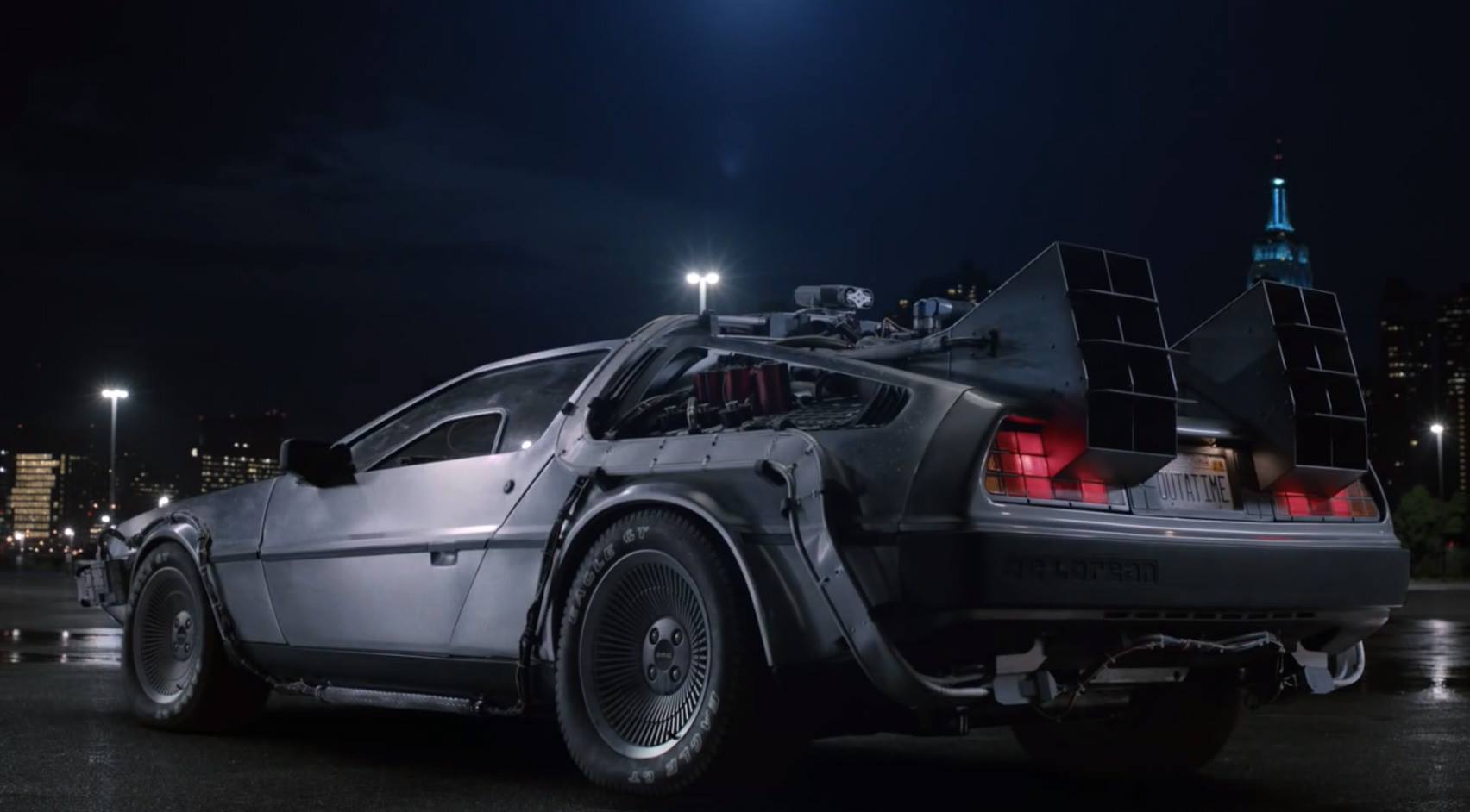 DeLorean DMC-12