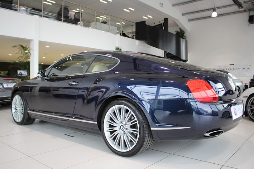 Bentley Continental Speed Cristiana Ronalda, svojho času najdrahšie a najvýkonnejšie Bentley, je na predaj!
