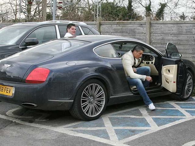 Bentley Continental Speed Cristiana Ronalda, svojho času najdrahšie a najvýkonnejšie Bentley, je na predaj! 