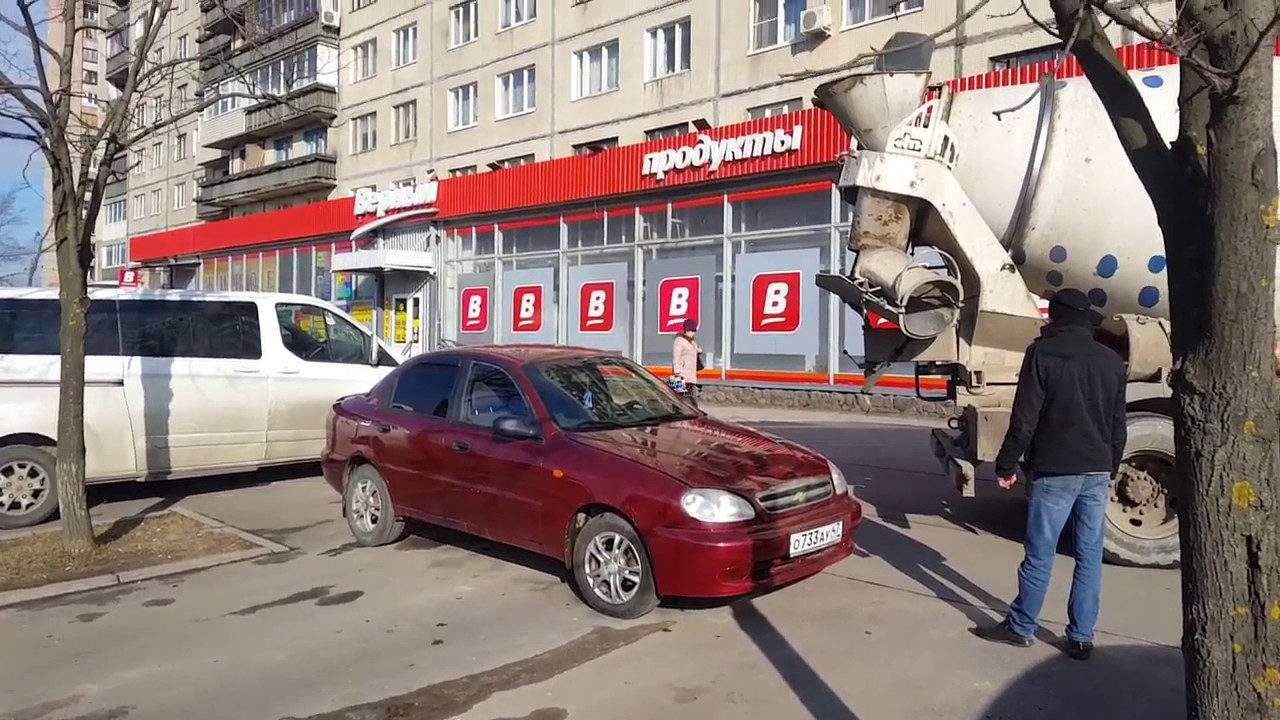 Pomsta po Rusky - betón do auta!