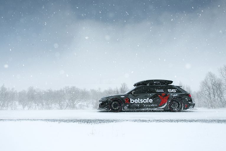 Čo dokáže Audi RS6 DTM na snehu?