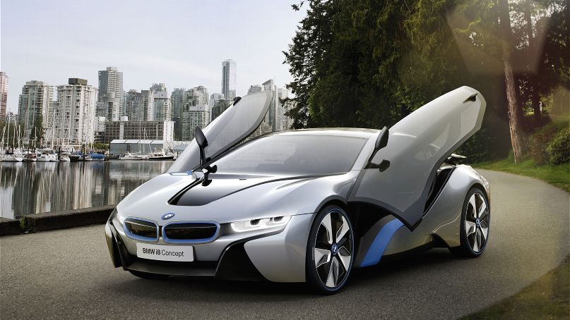 BMW i8 debutuje ako prvé na svete s laserovými svetlami!