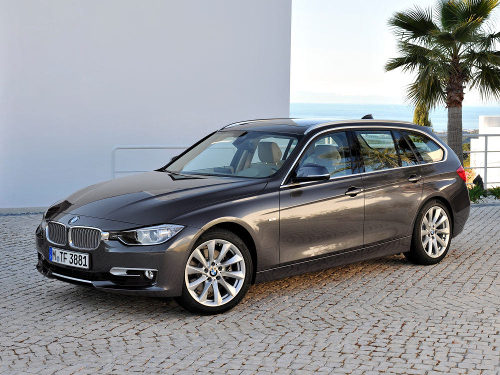 Nový Mercedes-Benz triedy C vs. BMW 3 Touring F31